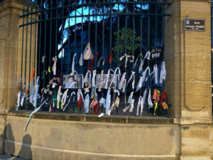 Roanne : Rassemblement en Hommage à Dominique Bernard